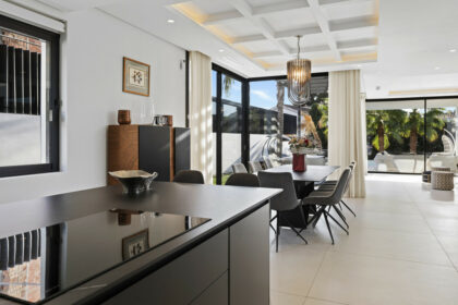 609ff0d2d1832dfe2416811f69e09b48 - 12