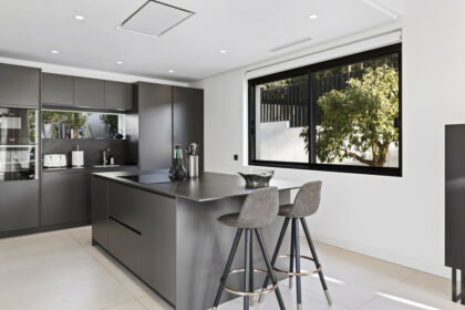 609ff0d2d1832dfe2416811f69e09b48 - 13