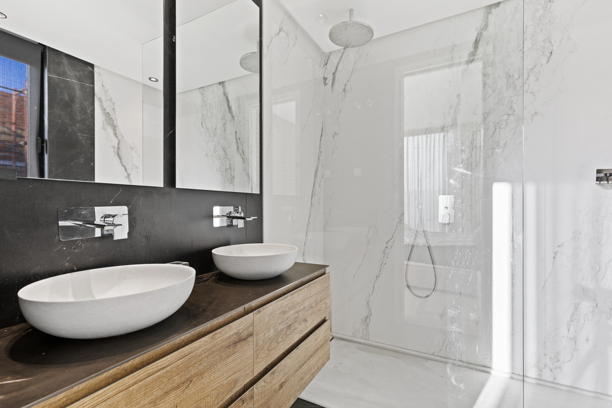 609ff0d2d1832dfe2416811f69e09b48 - 19