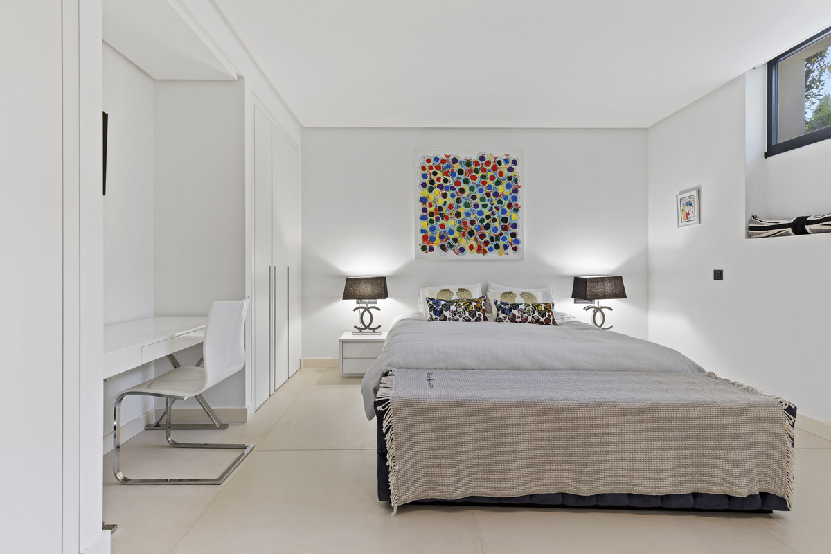 609ff0d2d1832dfe2416811f69e09b48 - 22