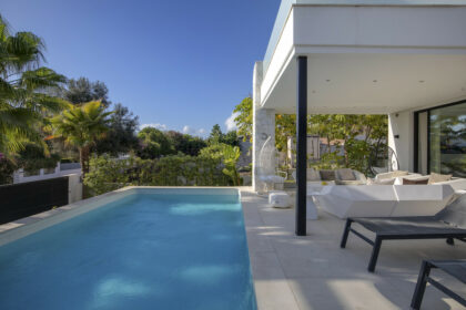 609ff0d2d1832dfe2416811f69e09b48 - 30