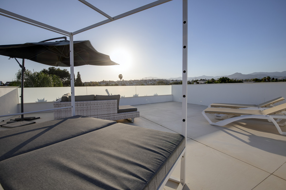 609ff0d2d1832dfe2416811f69e09b48 - 35