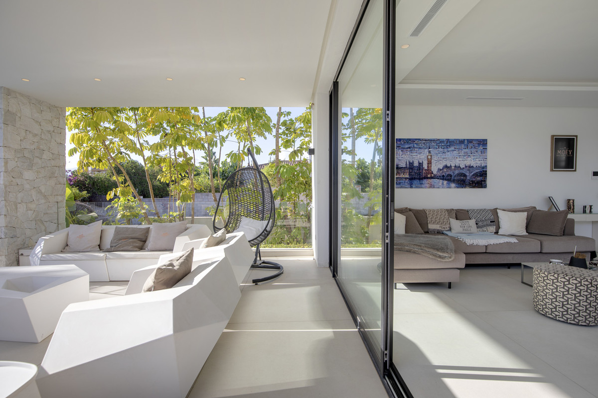 609ff0d2d1832dfe2416811f69e09b48 - 38