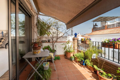 613a8cfdefa26d2c4111b311d32e78d2 - 1