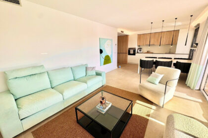 61774544b3863aff6e190215cd8b1786 - 3