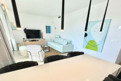 61774544b3863aff6e190215cd8b1786 - 9