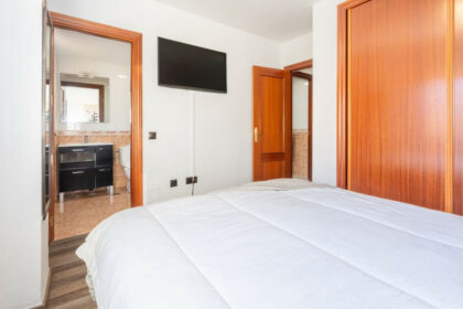 61a218b74e30ad6e8bf0c77554051545 - 13