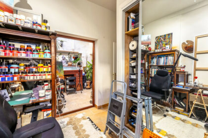 61e2367c8e64487ca22004c9d5936bc1 - 13