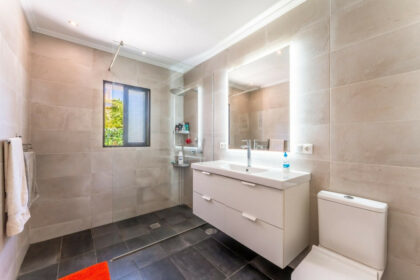 620a010b4dab10a4034f85dc32879361 - 26