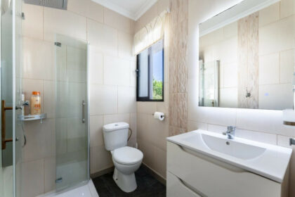 620a010b4dab10a4034f85dc32879361 - 32