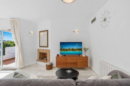 62d30253e5d4d7e28595907778e48718 - 7