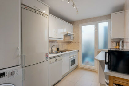 62d30253e5d4d7e28595907778e48718 - 9