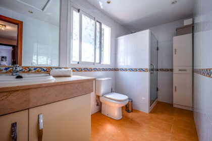 6317721d43fc106ff660581aa74132fc - 13