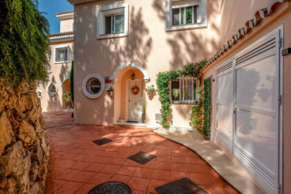 6317721d43fc106ff660581aa74132fc - 19