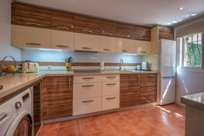 6317721d43fc106ff660581aa74132fc - 4