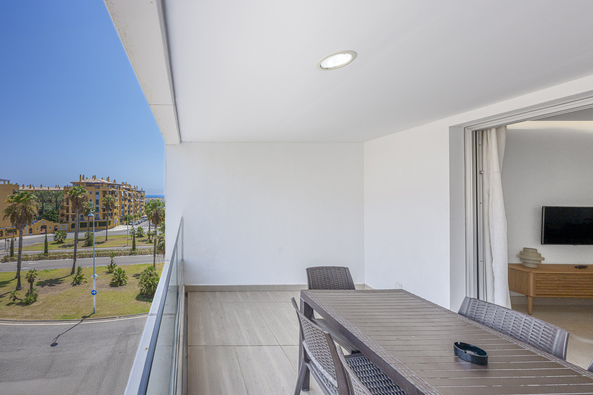 635697d120e37dccf42238d999d12ba1 - 13