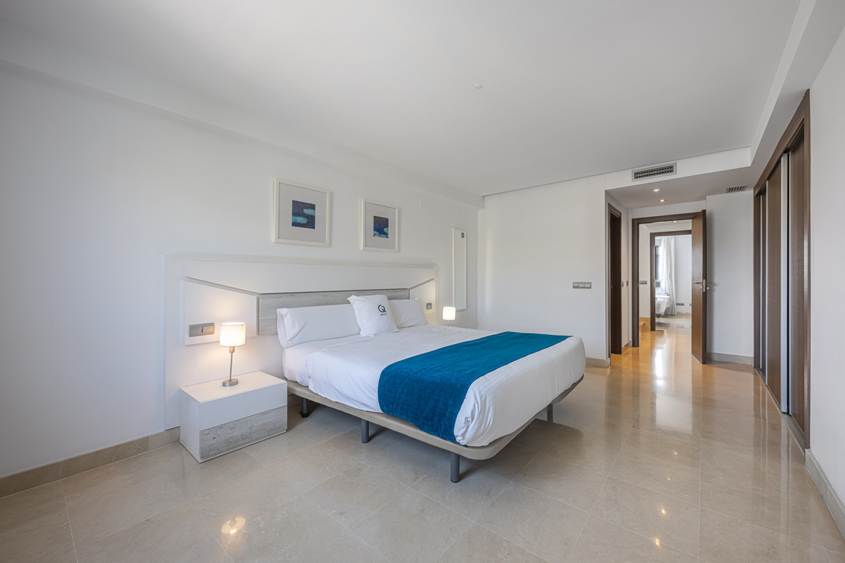 635697d120e37dccf42238d999d12ba1 - 14