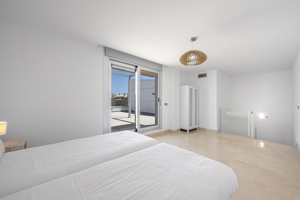 635697d120e37dccf42238d999d12ba1 - 20