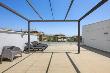 635697d120e37dccf42238d999d12ba1 - 21