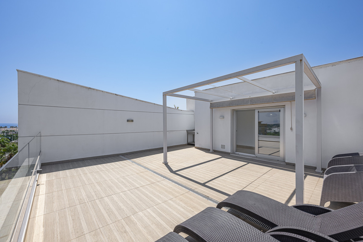 635697d120e37dccf42238d999d12ba1 - 23