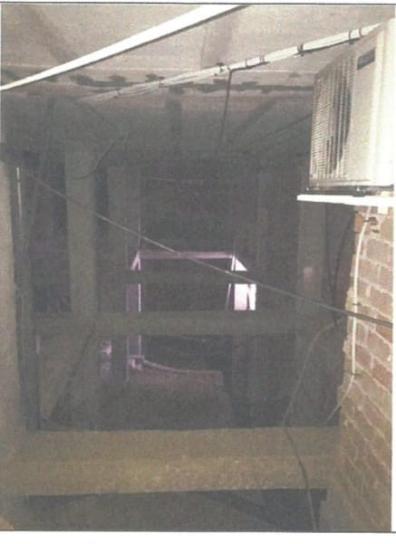 635c103623245efde8055b5212fa901a - 4