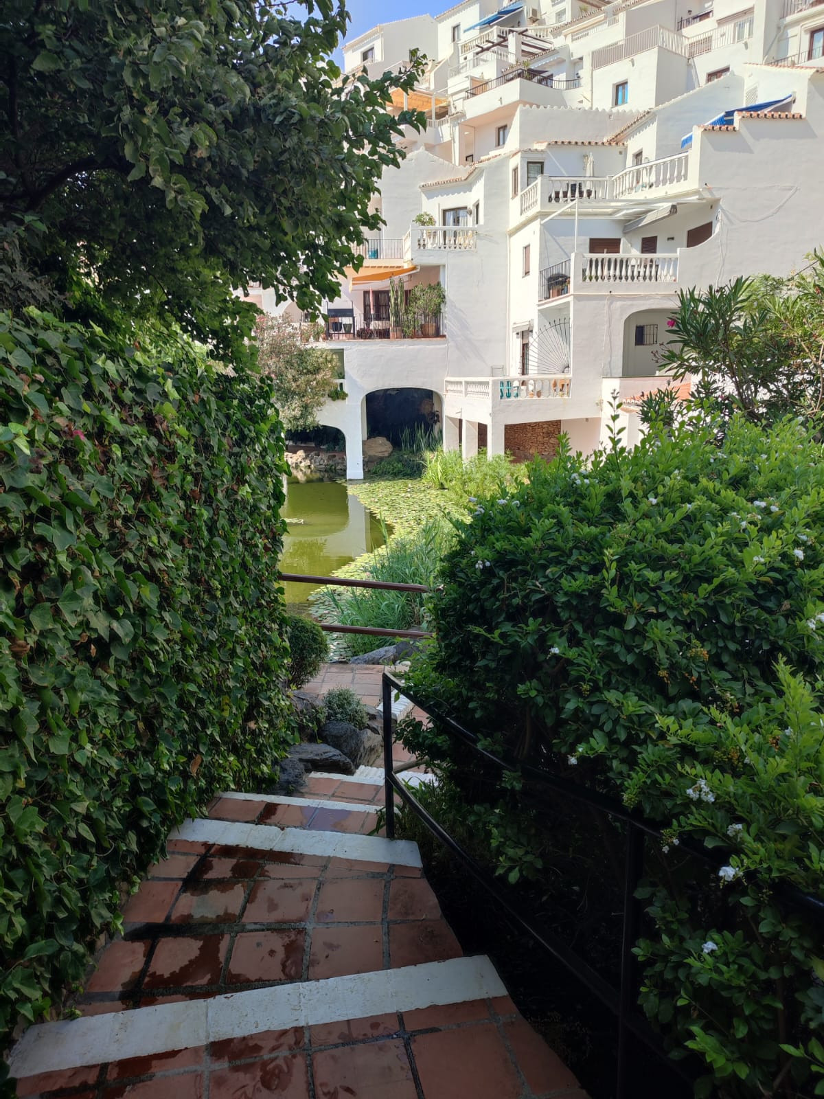 635c103623245efde8055b5212fa901a - 9