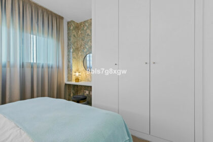 63de003cd7815a96572a6b98dd7c4cee - 32