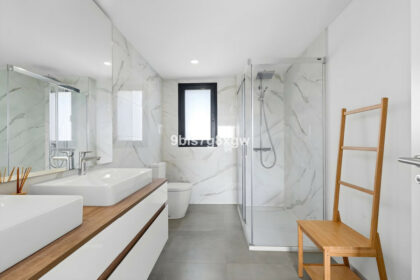 63de003cd7815a96572a6b98dd7c4cee - 8