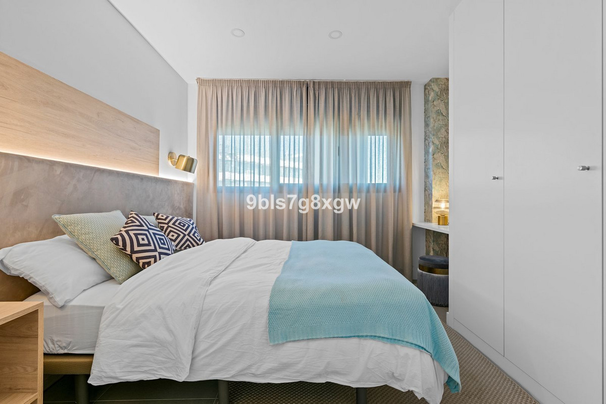 63de003cd7815a96572a6b98dd7c4cee - 9