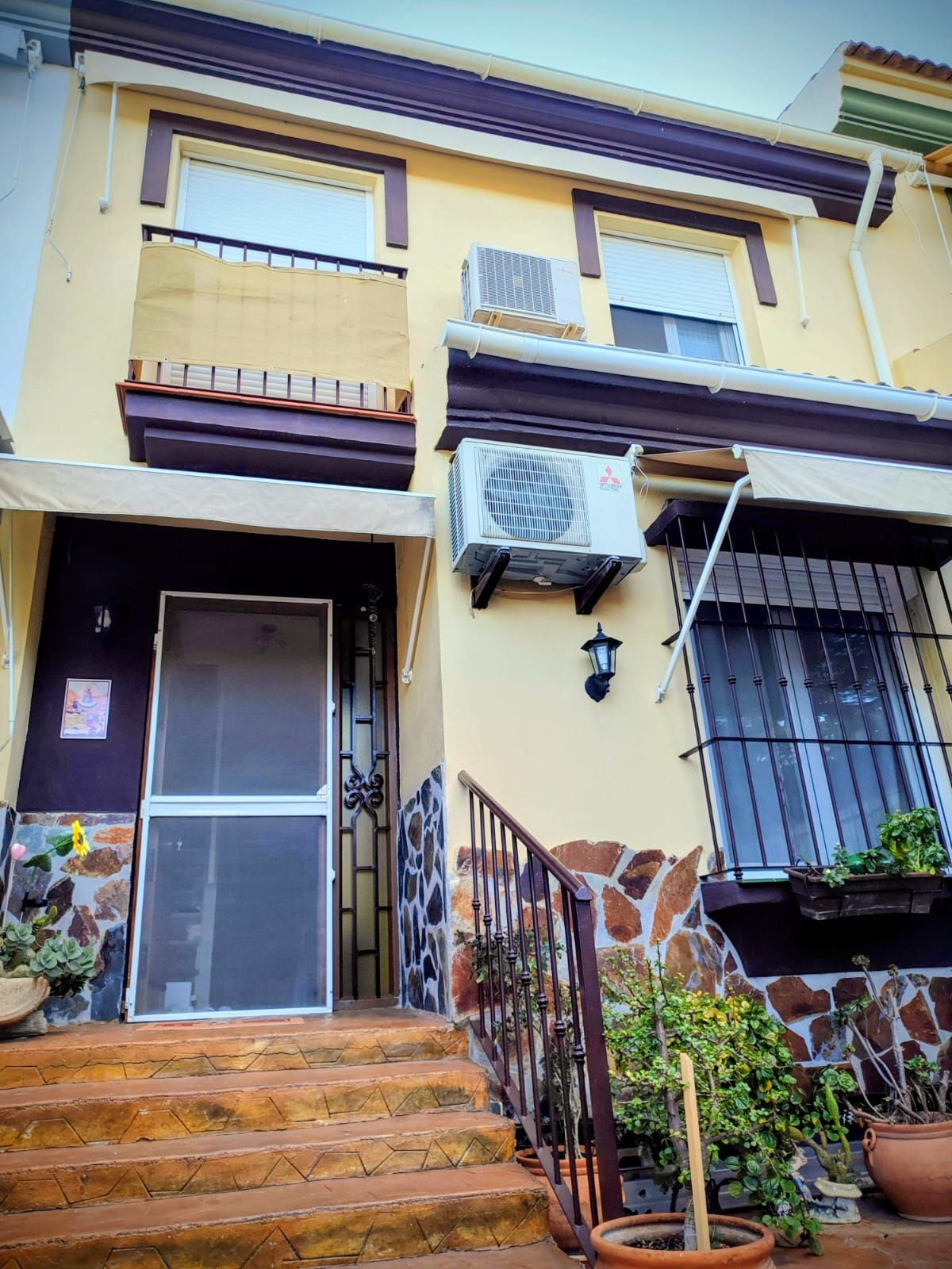 65a07a483bcbce6c317268f9fe954fd7 - 1