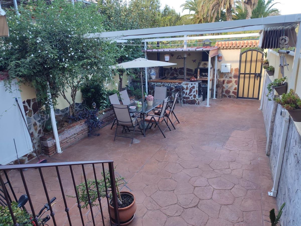 65a07a483bcbce6c317268f9fe954fd7 - 2