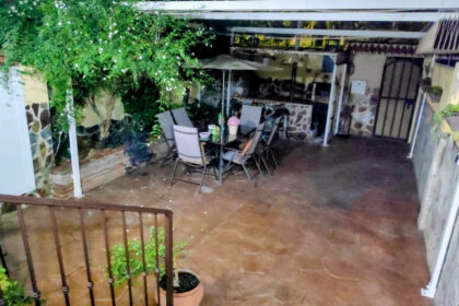 65a07a483bcbce6c317268f9fe954fd7 - 50