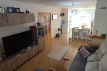 65a07a483bcbce6c317268f9fe954fd7 - 9