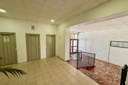 6611fd7b41e2a34e3ba45c89e7a20478 - 17