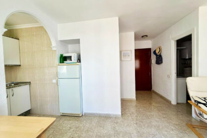 6611fd7b41e2a34e3ba45c89e7a20478 - 7