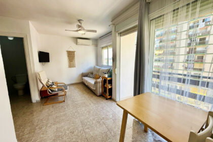 6611fd7b41e2a34e3ba45c89e7a20478 - 8