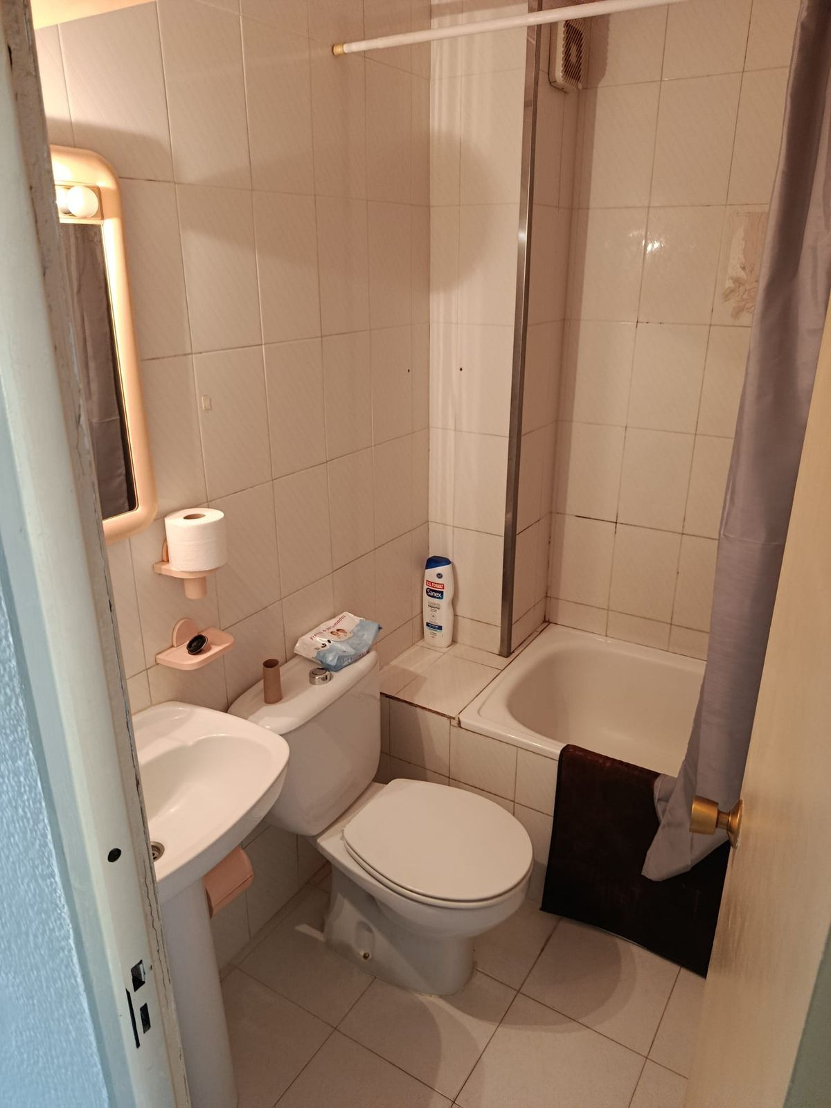 66771d1765aa99c11c132958a33743ac - 10