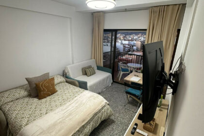 66aec55c6ec46a31ab8c0e934826b8da - 10