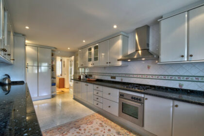 671008dfc9b6474208b2d36cfcf274b4 - 17