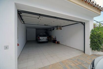 671008dfc9b6474208b2d36cfcf274b4 - 39