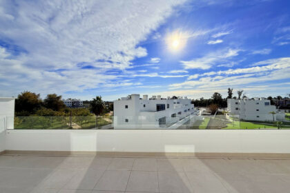 671188b860814e67db0cf100415921b3 - 12