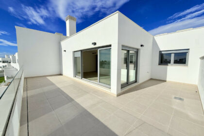 671188b860814e67db0cf100415921b3 - 14