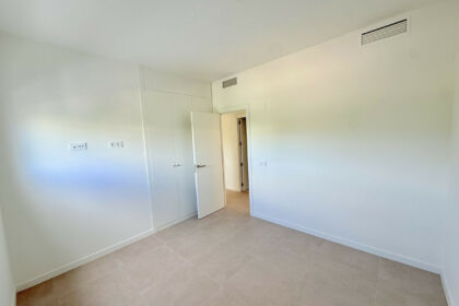 671188b860814e67db0cf100415921b3 - 20