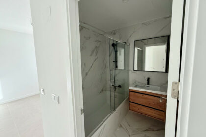 671188b860814e67db0cf100415921b3 - 25