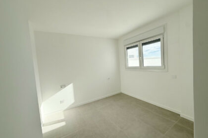 671188b860814e67db0cf100415921b3 - 27