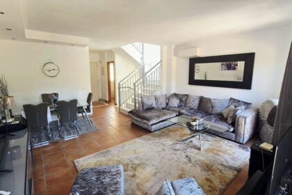 673733c6c44d37e1a61140a6fad316c7 - 1