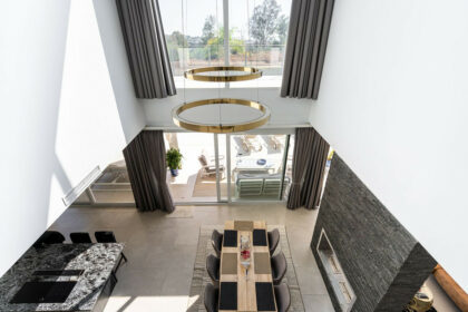 677c92d99cc341ce57b7a6eed78e7c18 - 21