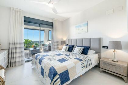 678b560fd64c5732b2f3c52fbbd0f1ba - 13