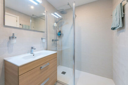 678b560fd64c5732b2f3c52fbbd0f1ba - 15