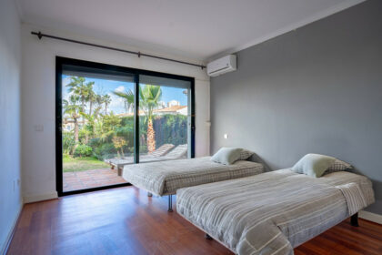 6790a1d3448f435d5efb327b27076a2c - 10